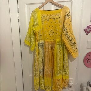 Yellow psychic outlaw Bandana Women’s Midi Dress